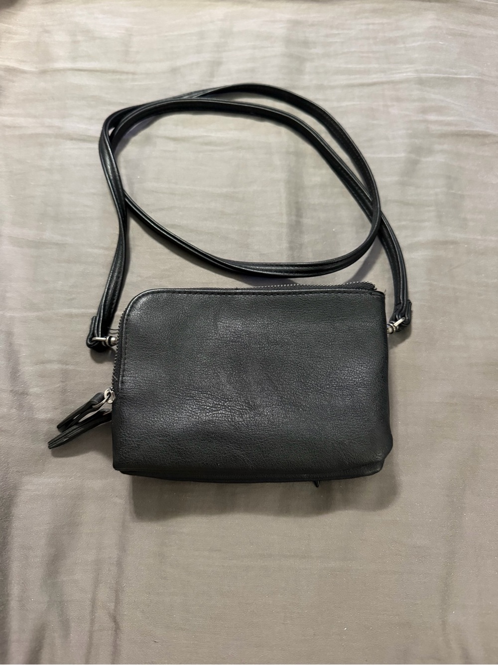 Universal Thread Black Double Zip Crossbody Purse Multi-Compartment Bag